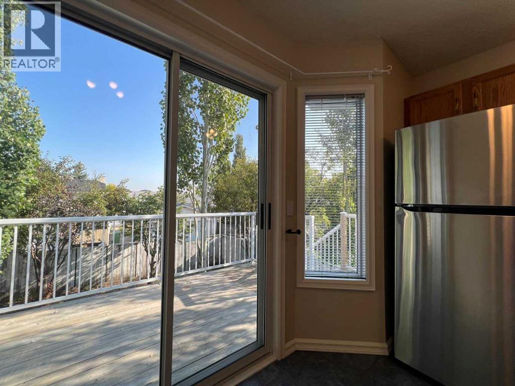 Single Family House Bi-level for Sale in  Harvest Glen Rise NE Harvest Hills Calgary 