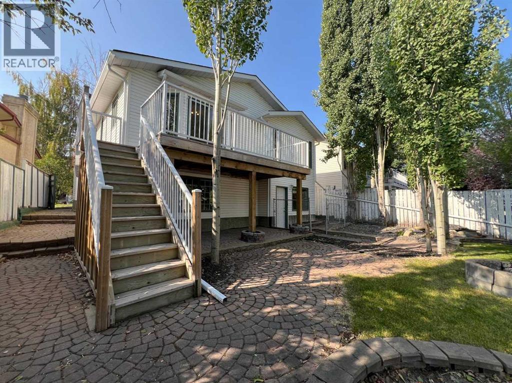 Single Family House Bi-level for Sale in  Harvest Glen Rise NE Harvest Hills Calgary 