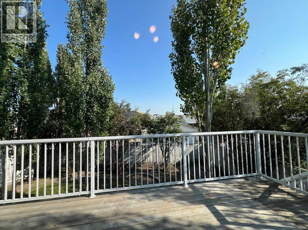 Single Family House Bi-level for Sale in  Harvest Glen Rise NE Harvest Hills Calgary 