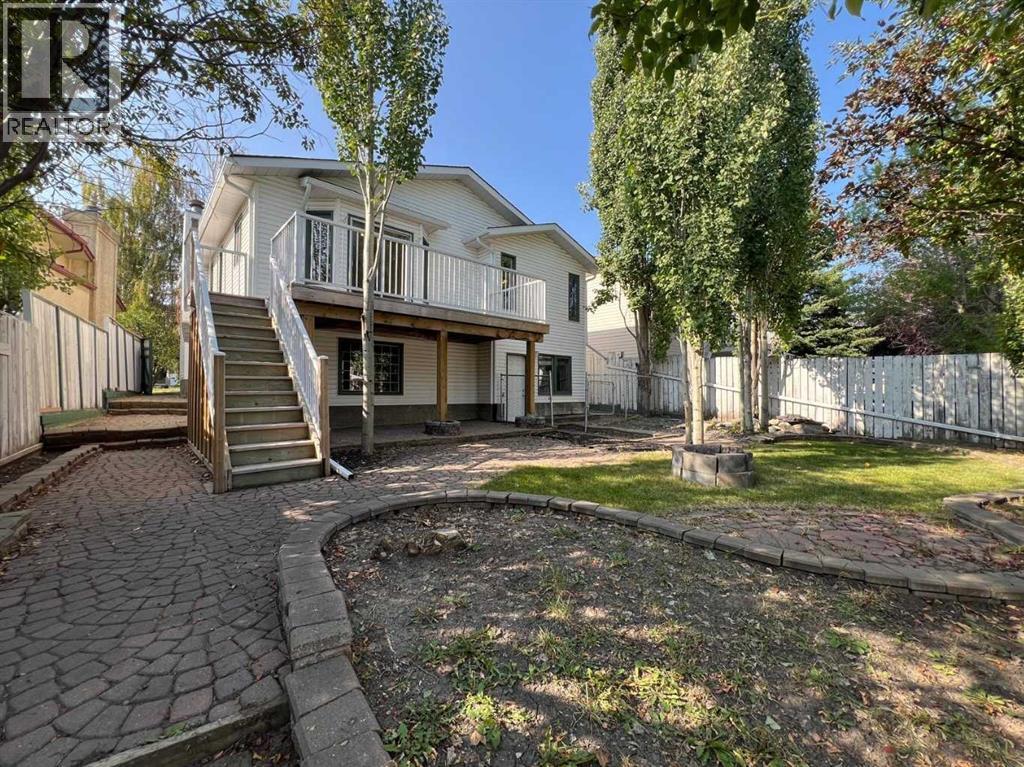 Single Family House Bi-level for Sale in  Harvest Glen Rise NE Harvest Hills Calgary 