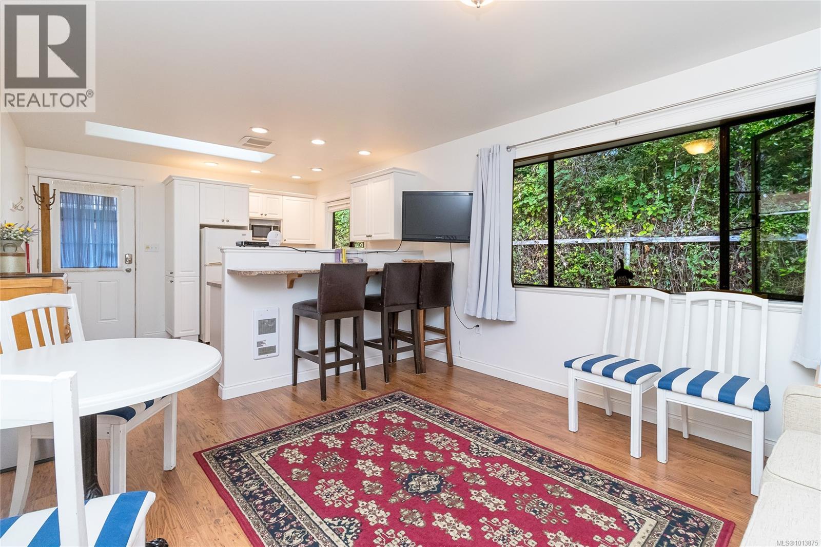 1896 Martin Place, Duncan