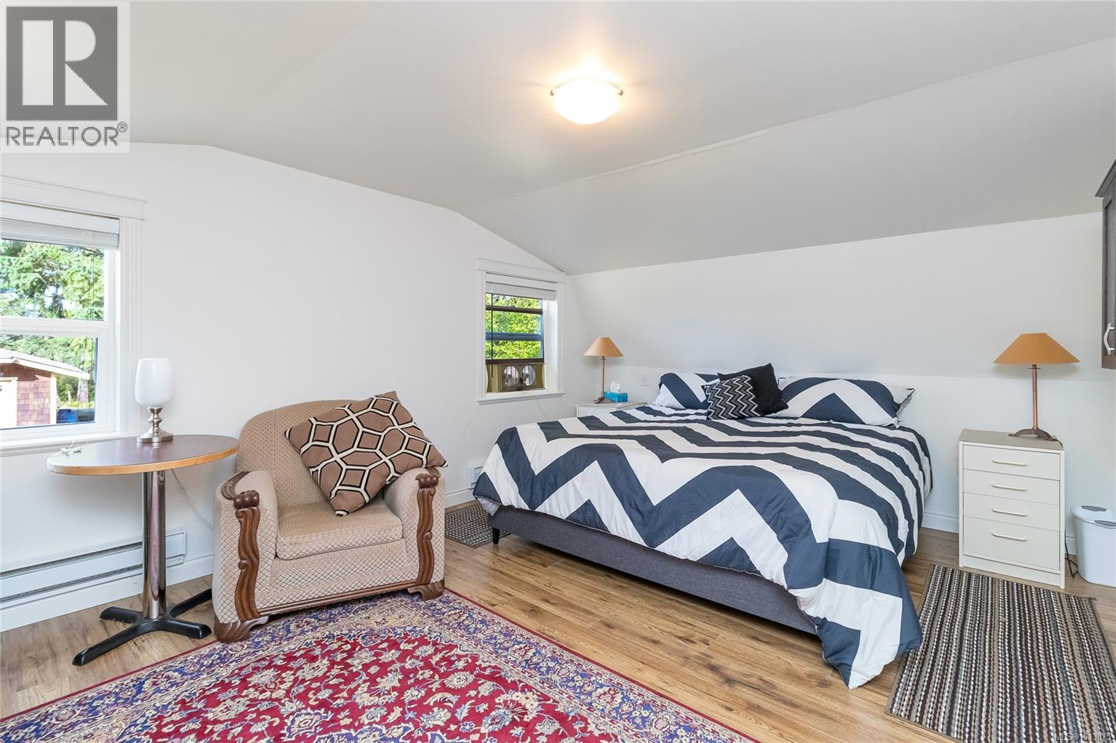  1896 Martin Place, Duncan