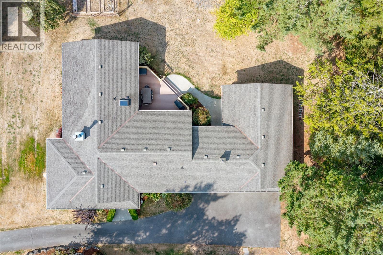  1896 Martin Place, Duncan
