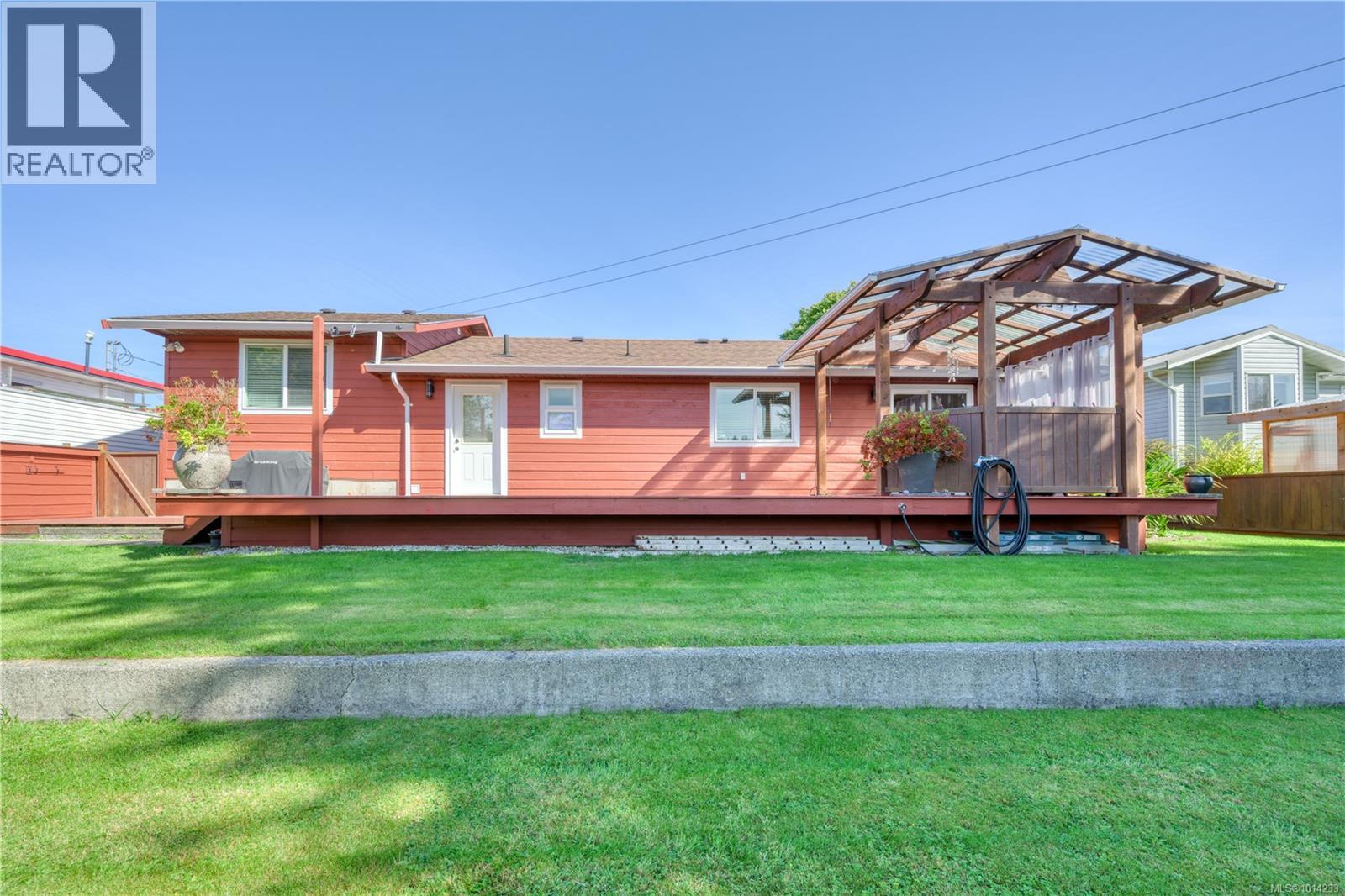 1875 Broughton Blvd, Port McNeill