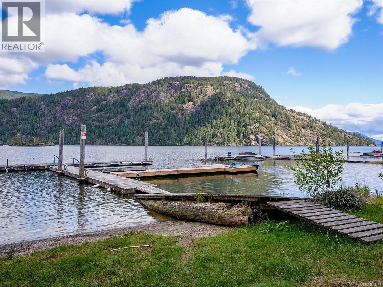 7363 Walton Rd, Honeymoon Bay