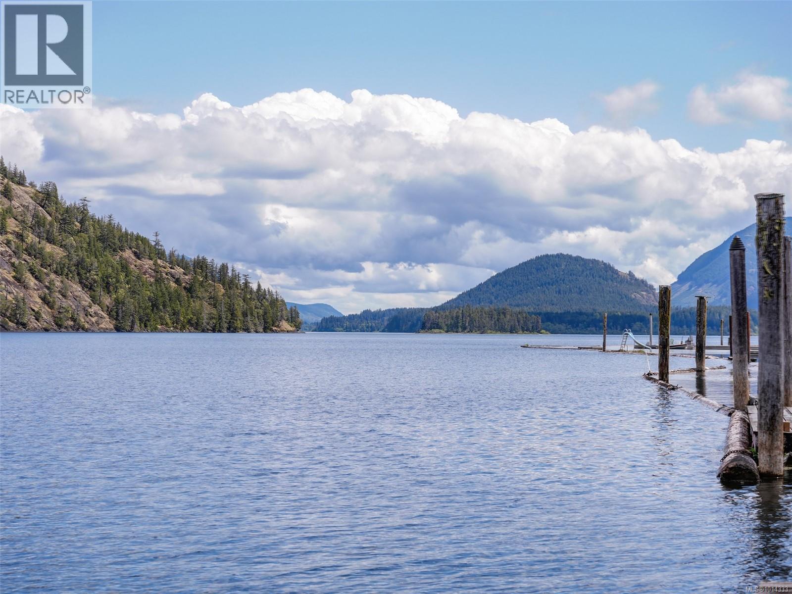 7363 Walton Rd, Honeymoon Bay