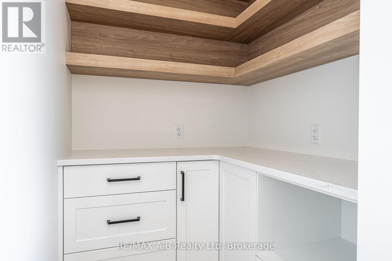 144 HOOPER STREET - 12