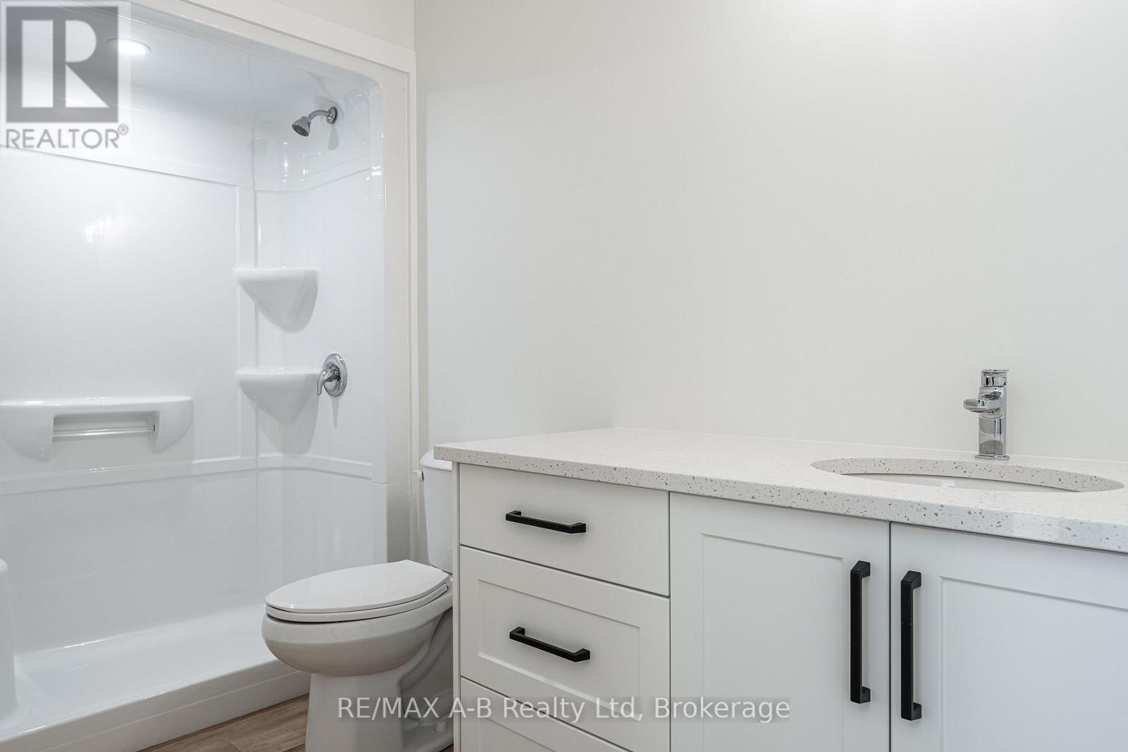144 HOOPER STREET — photo 26