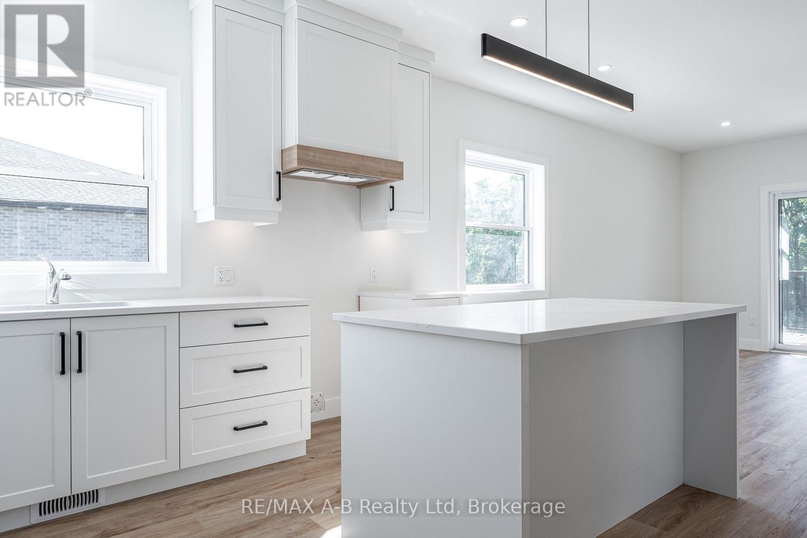 144 HOOPER STREET - 7