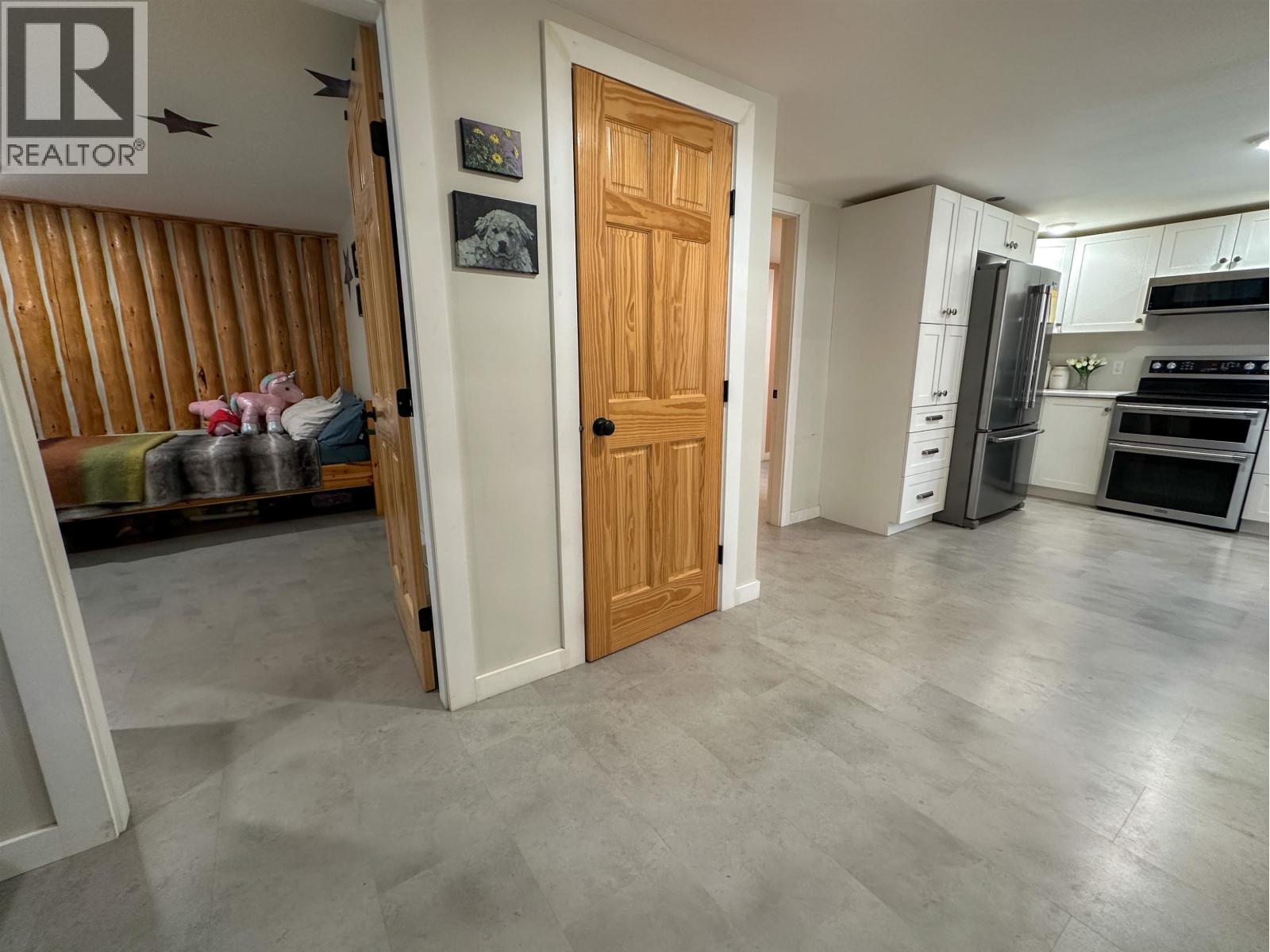 15053 NICKOL ROAD, Vanderhoof