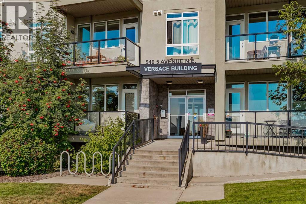 Single Family House for Sale in    Avenue NE Renfrew Calgary 