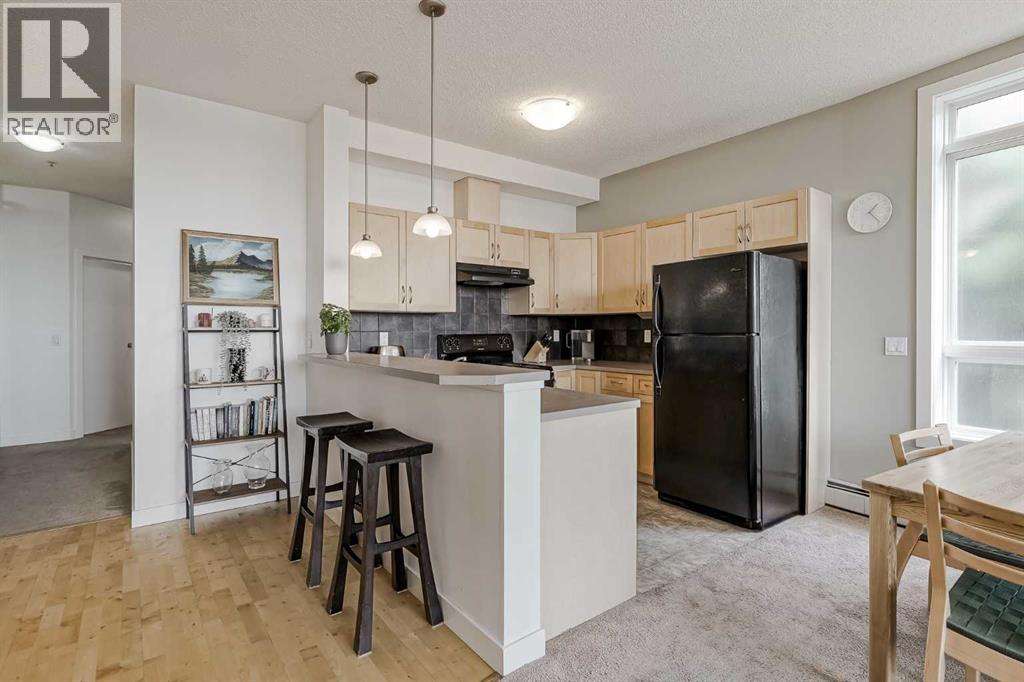 Single Family House for Sale in    Avenue NE Renfrew Calgary 