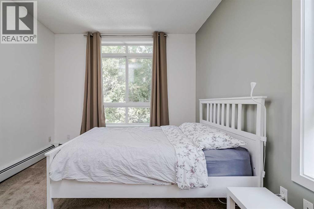 Single Family House for Sale in    Avenue NE Renfrew Calgary 
