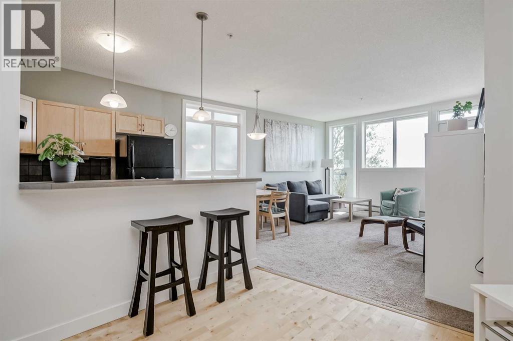 Single Family House for Sale in    Avenue NE Renfrew Calgary 