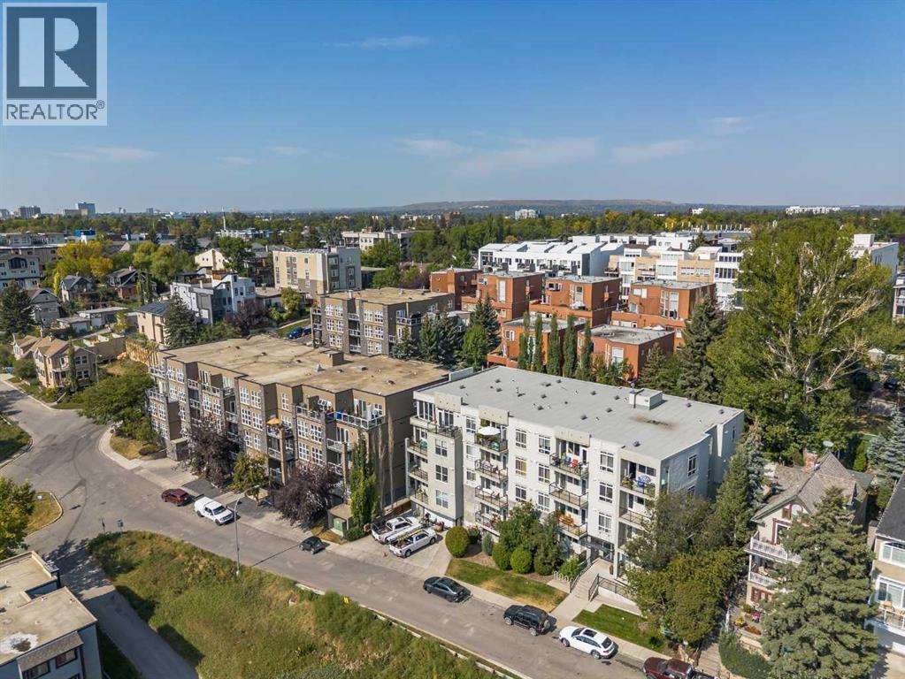 Single Family House for Sale in    Avenue NE Renfrew Calgary 