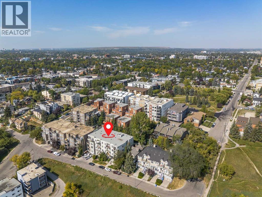 Single Family House for Sale in    Avenue NE Renfrew Calgary 