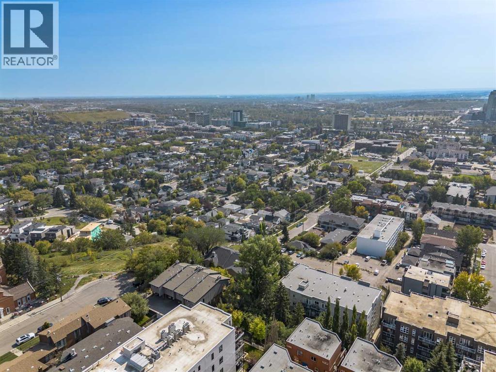 Single Family House for Sale in    Avenue NE Renfrew Calgary 