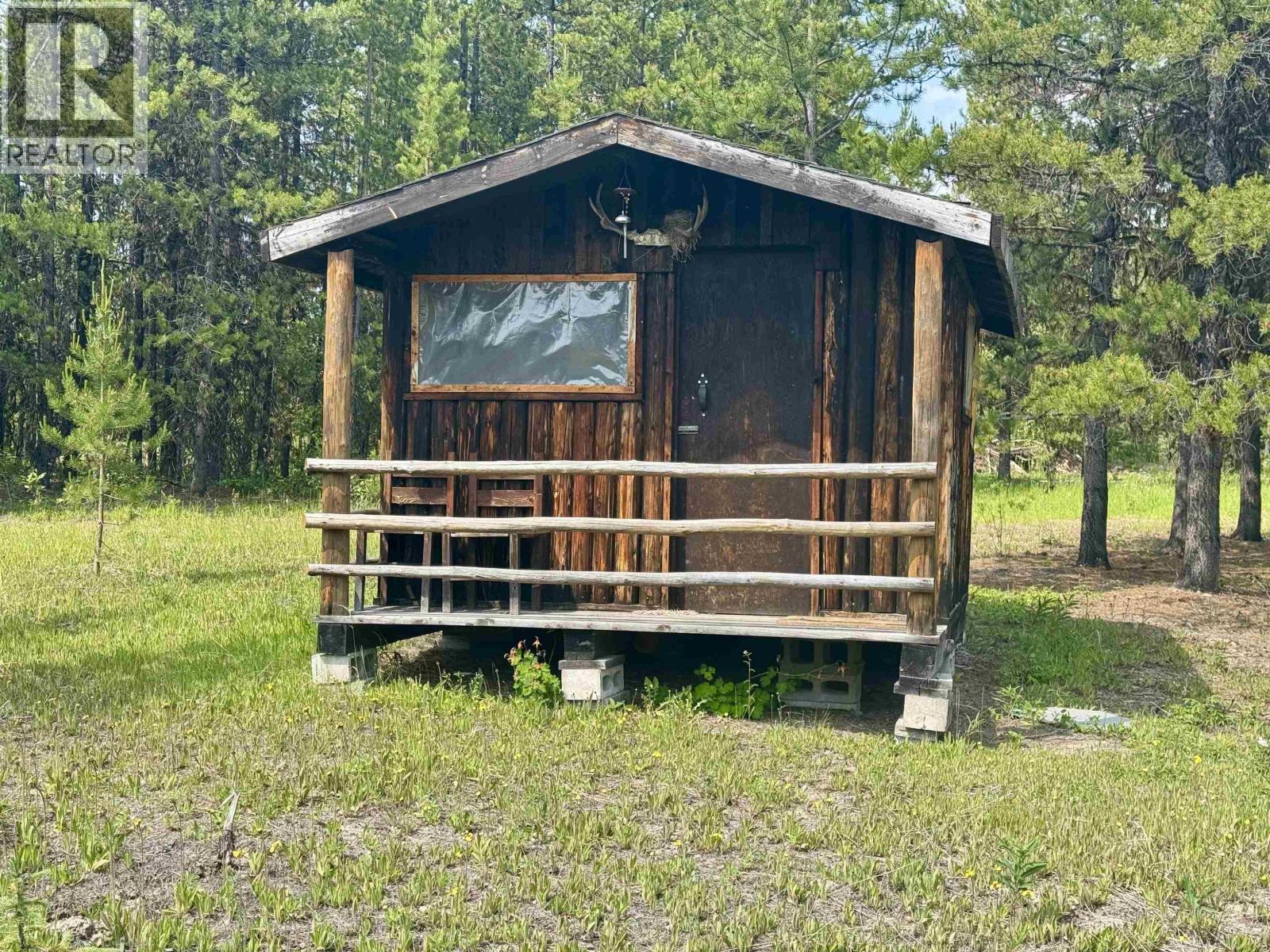 15053 NICKOL ROAD, Vanderhoof