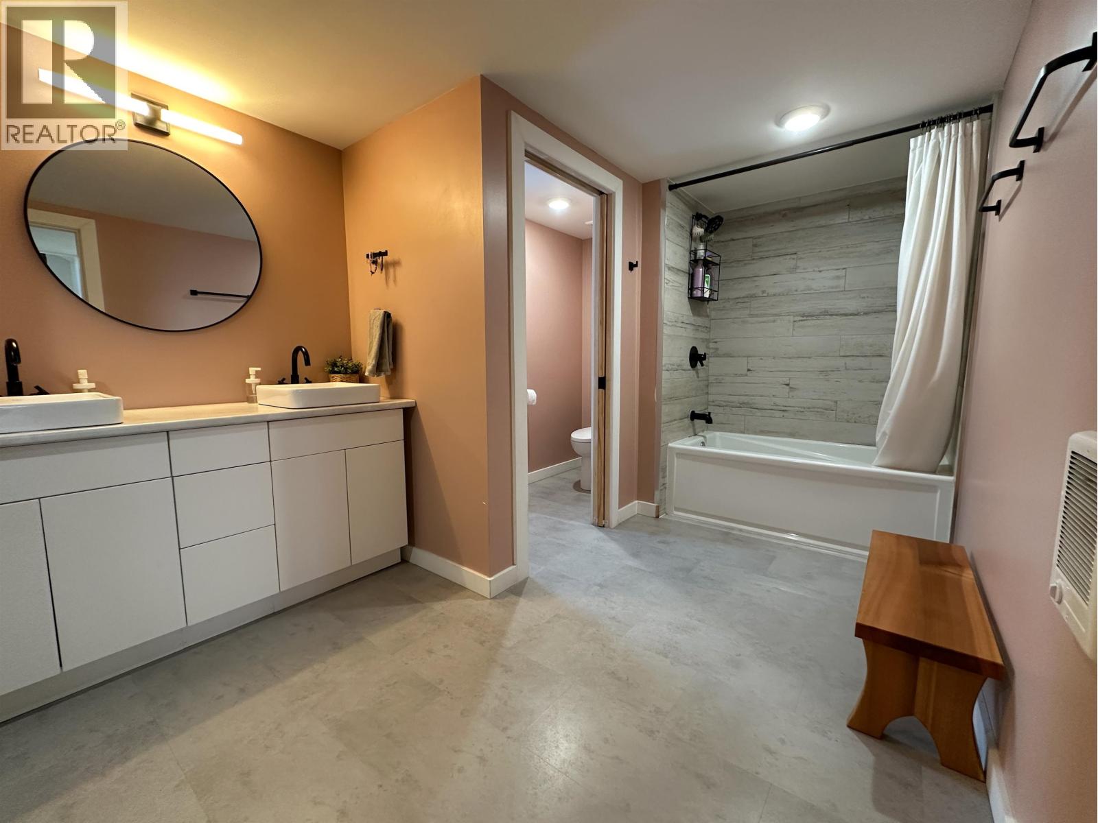 15053 NICKOL ROAD, Vanderhoof