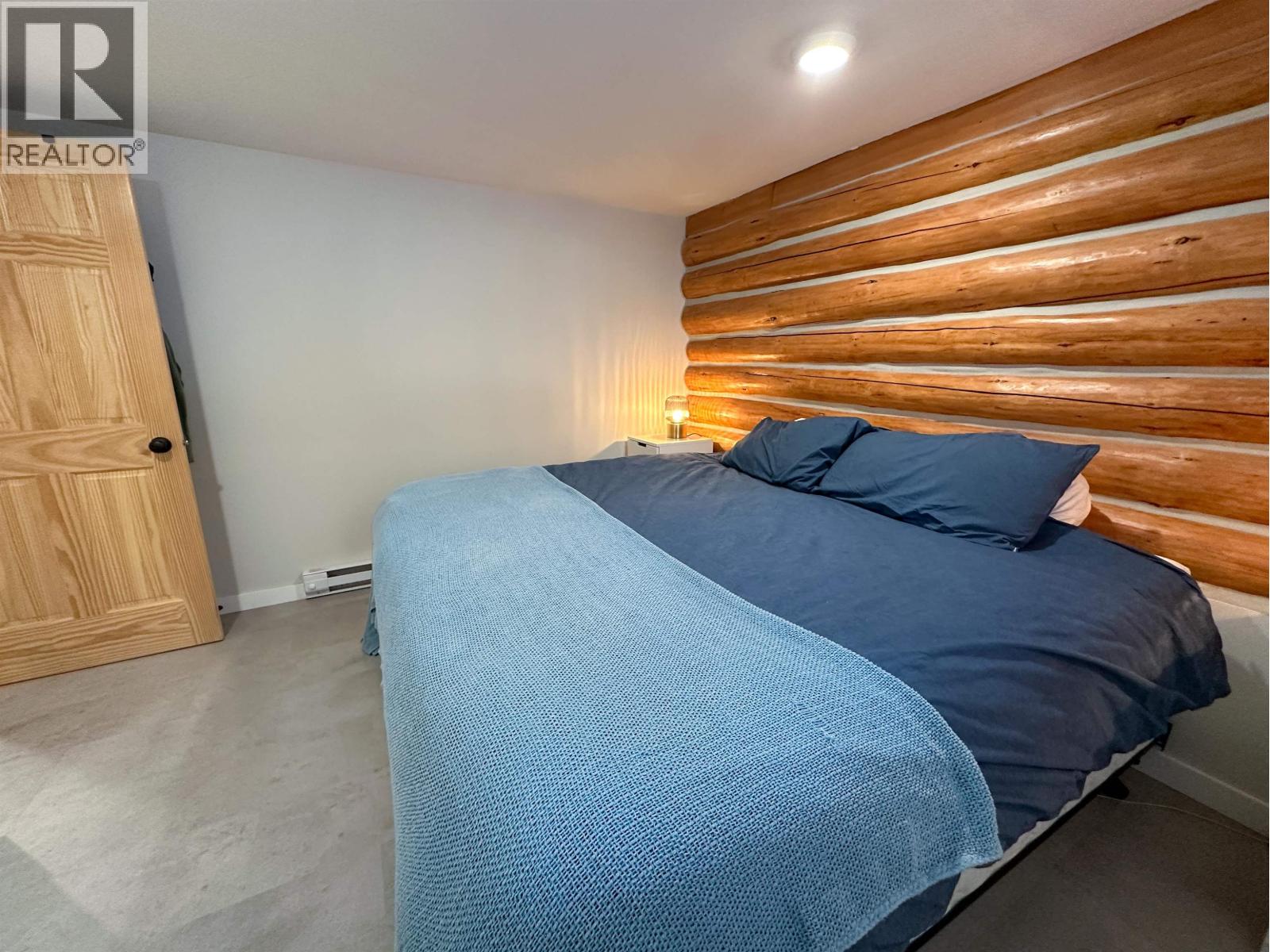 15053 NICKOL ROAD, Vanderhoof