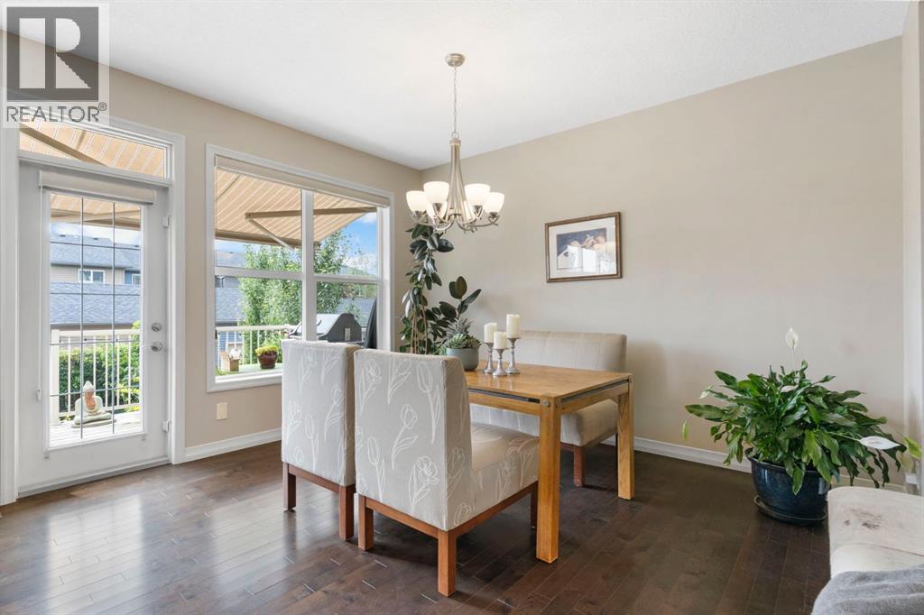 33 Sundown Grove, Cochrane