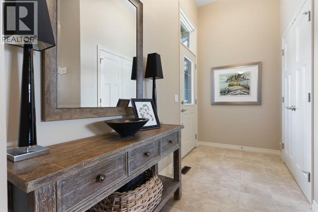 33 Sundown Grove, Cochrane