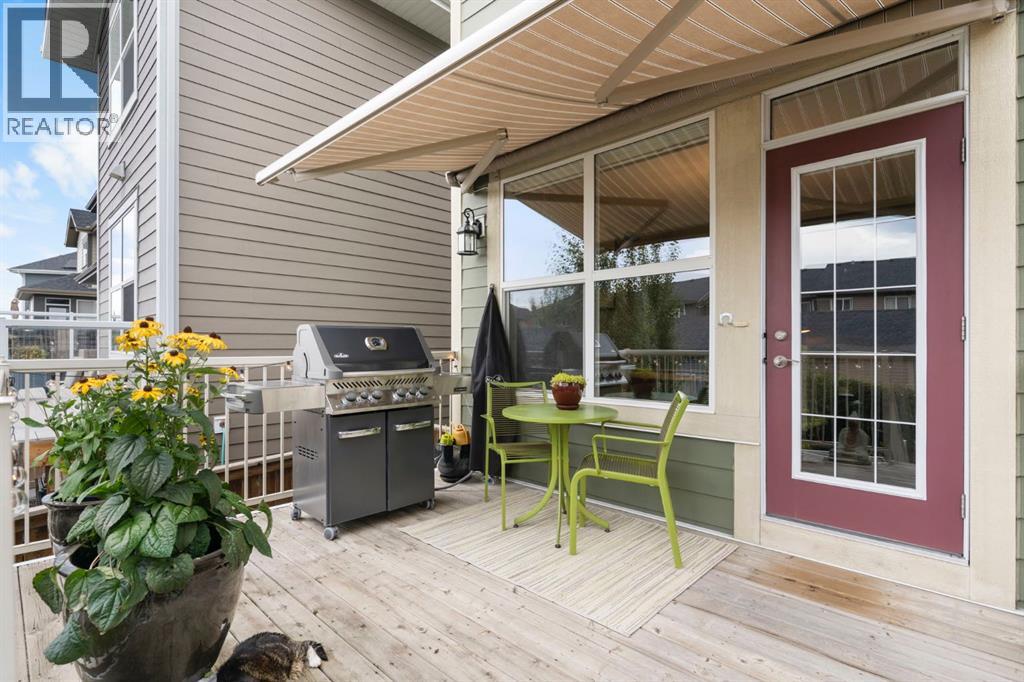 33 Sundown Grove, Cochrane
