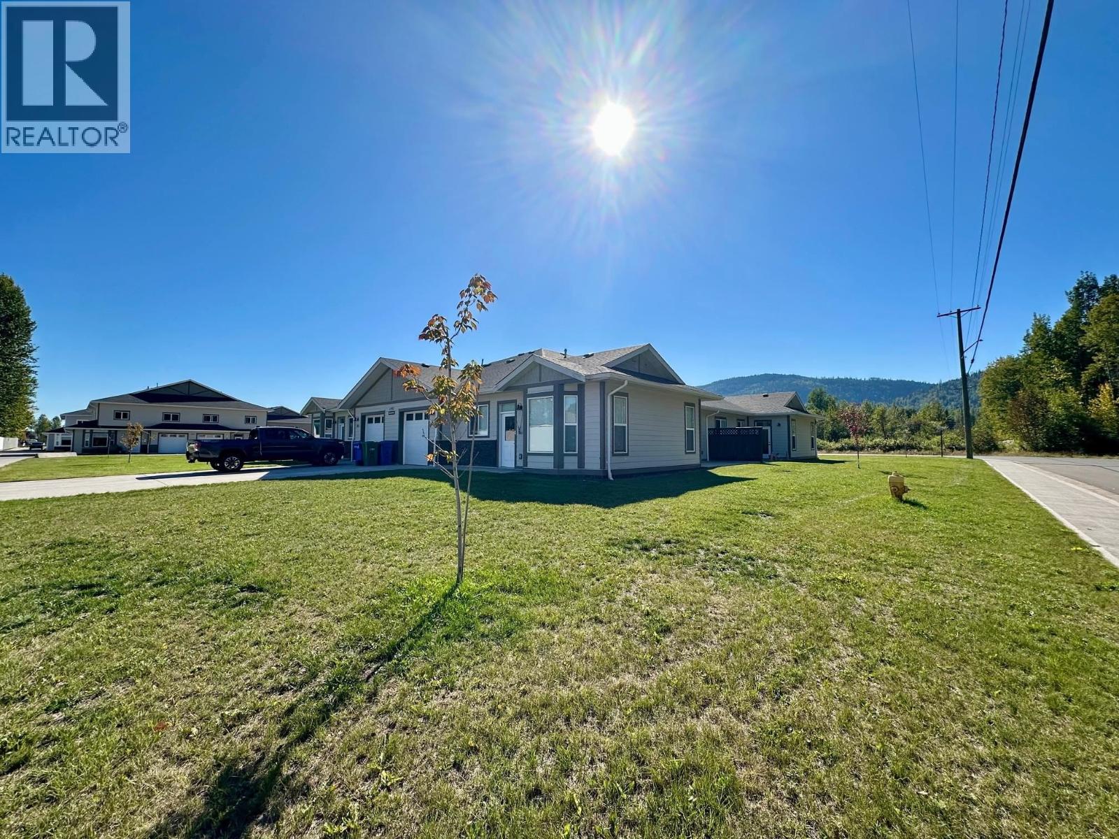 #101-1192 VANCOUVER Street, Smithers