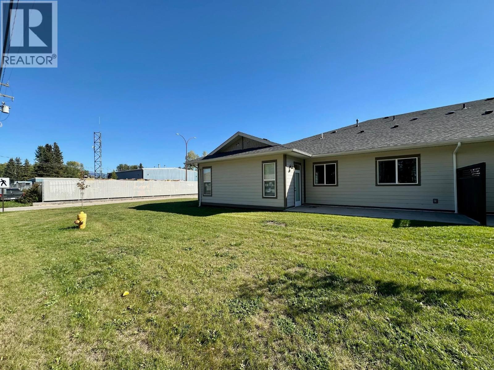 #101-1192 VANCOUVER Street, Smithers
