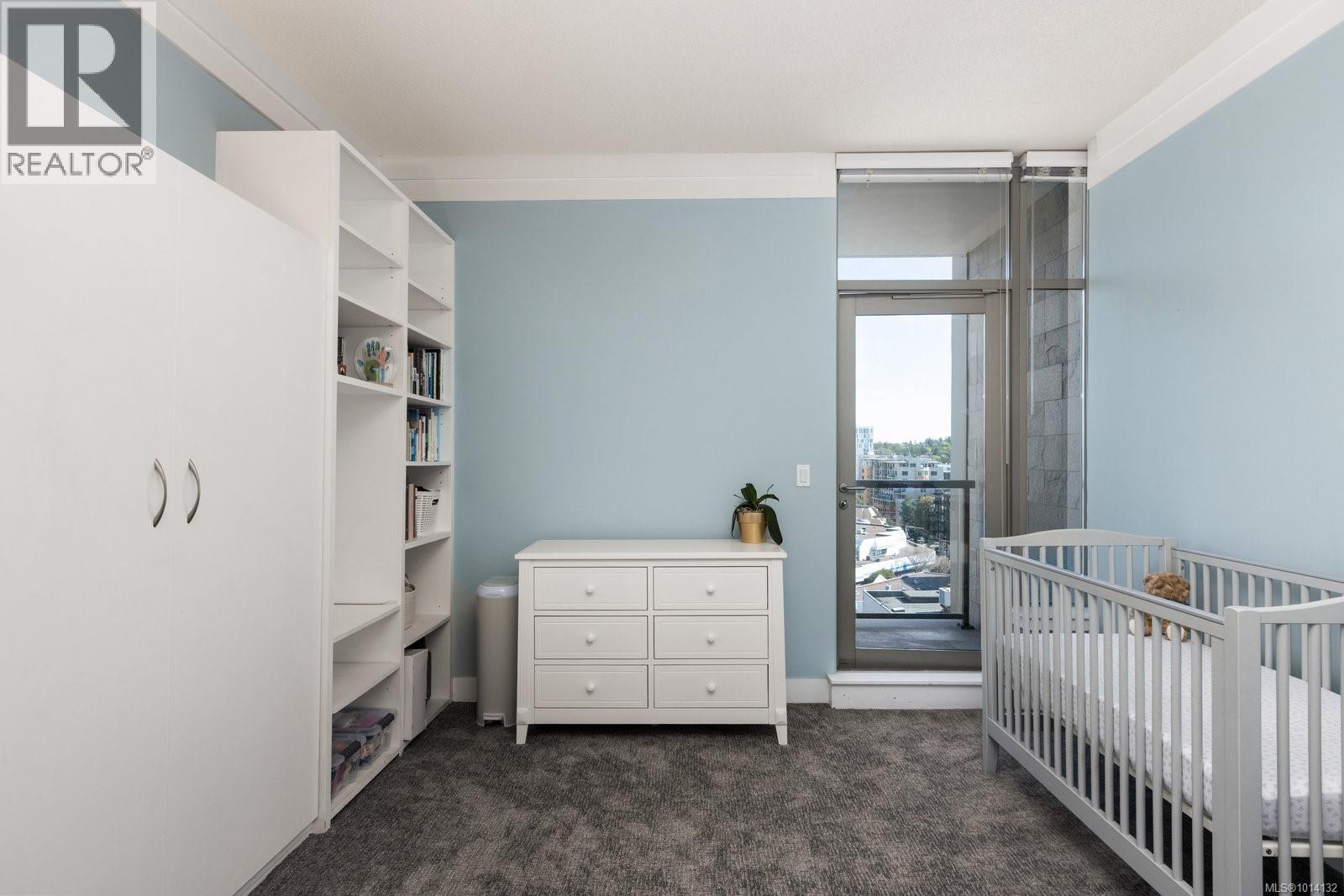 1008 845 Yates Street, Victoria