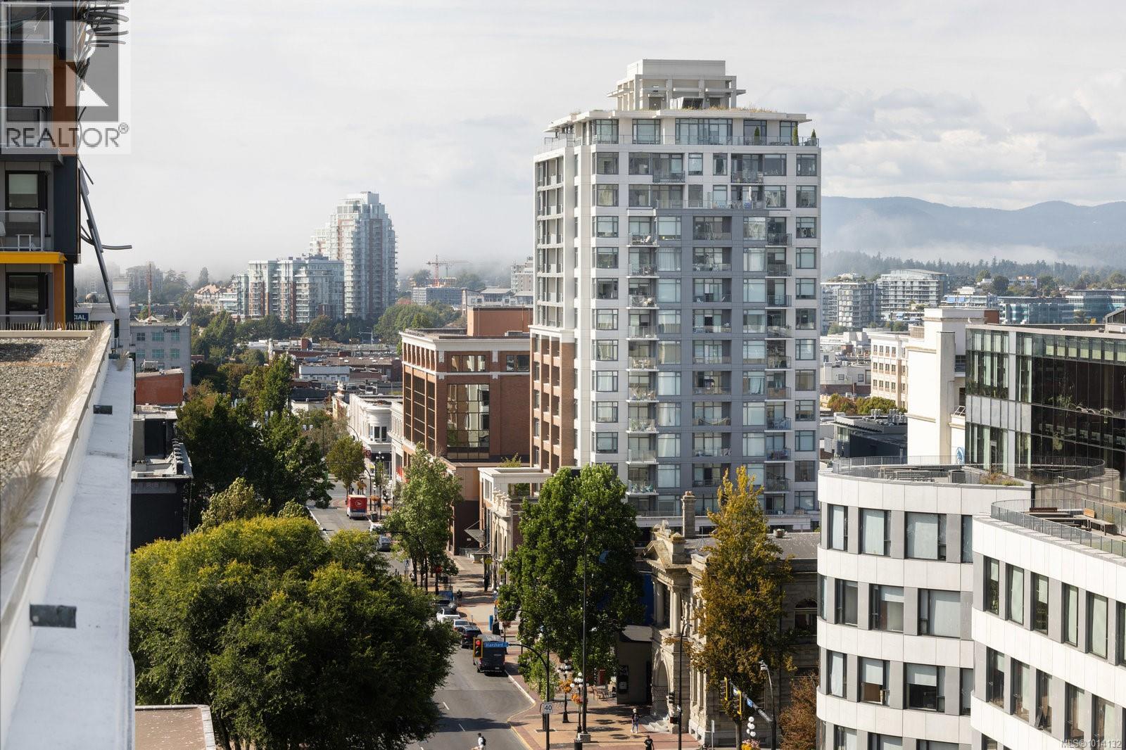 1008 845 Yates Street, Victoria