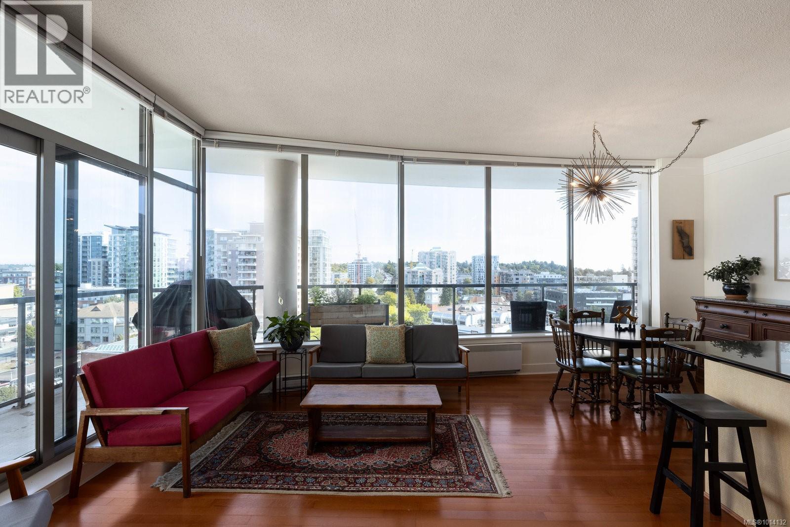1008 845 Yates Street, Victoria