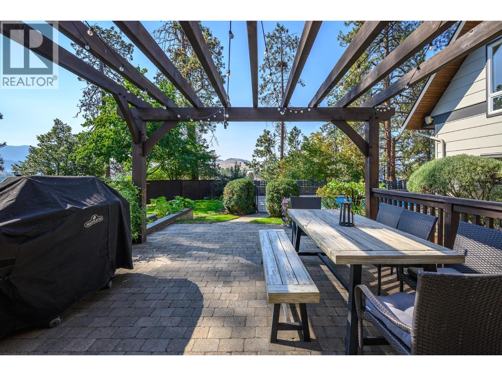 2202 26 Street - 21