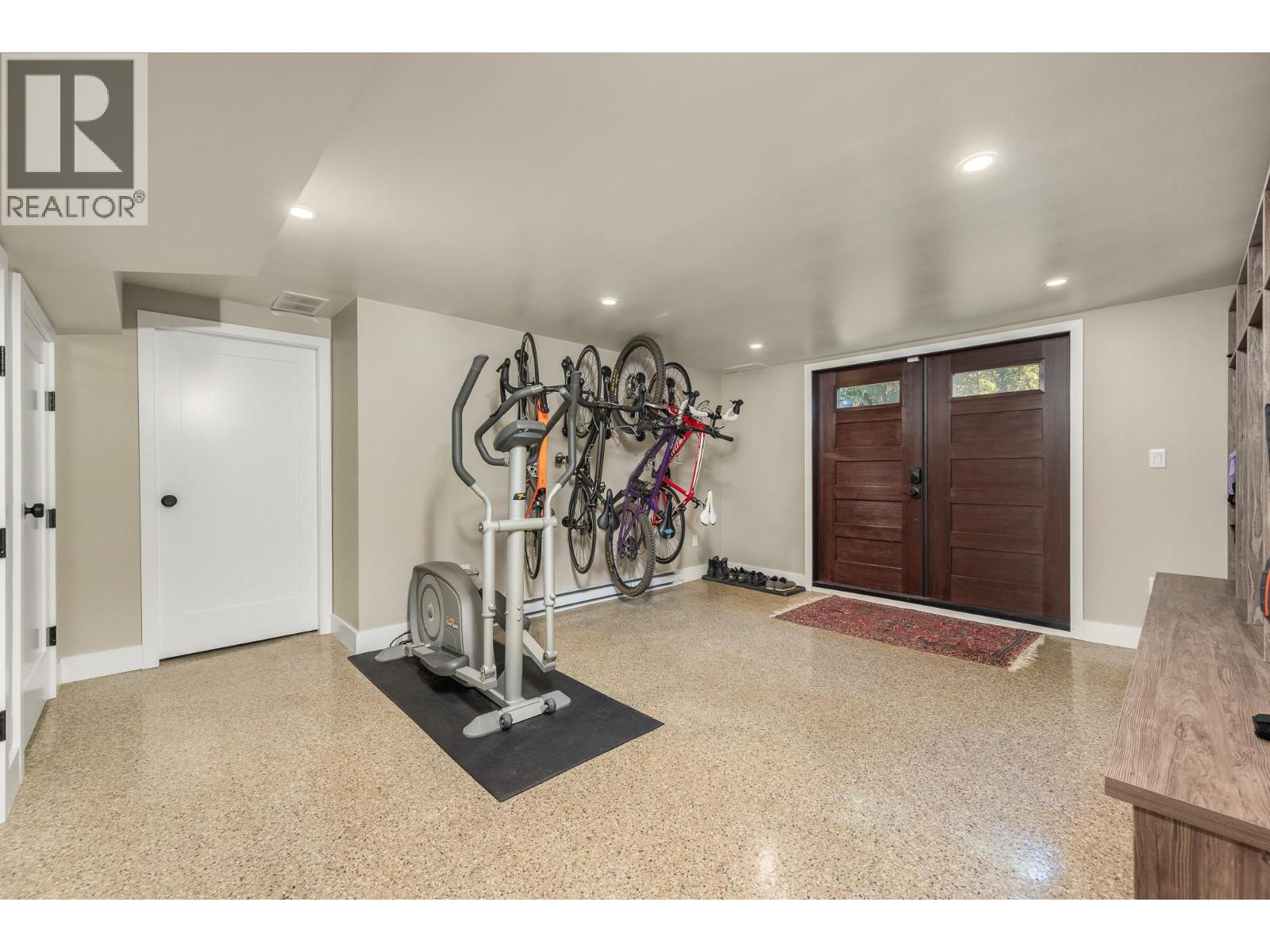 2202 26 Street - 38