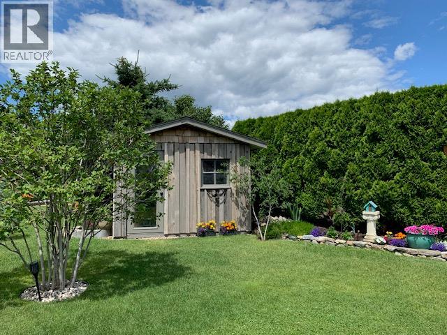 814 8 Avenue, Vernon