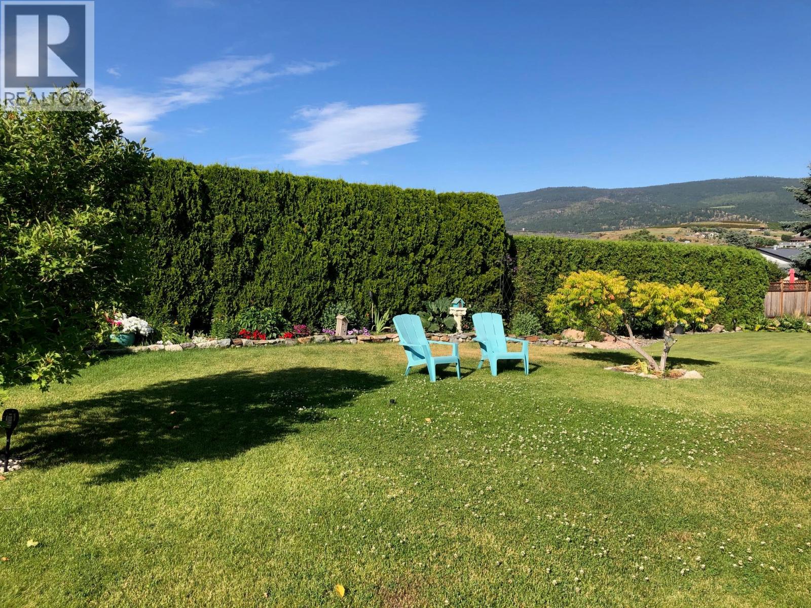 814 8 Avenue, Vernon