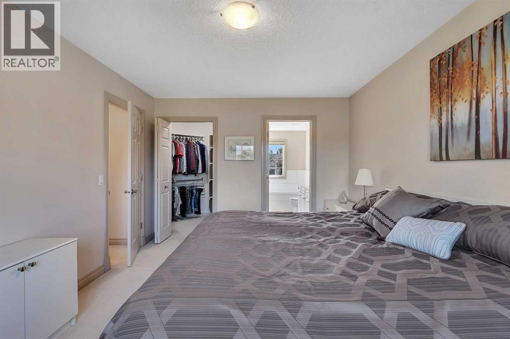 Single Family House for Sale in  Harvest Grove Close NE Harvest Hills Calgary 