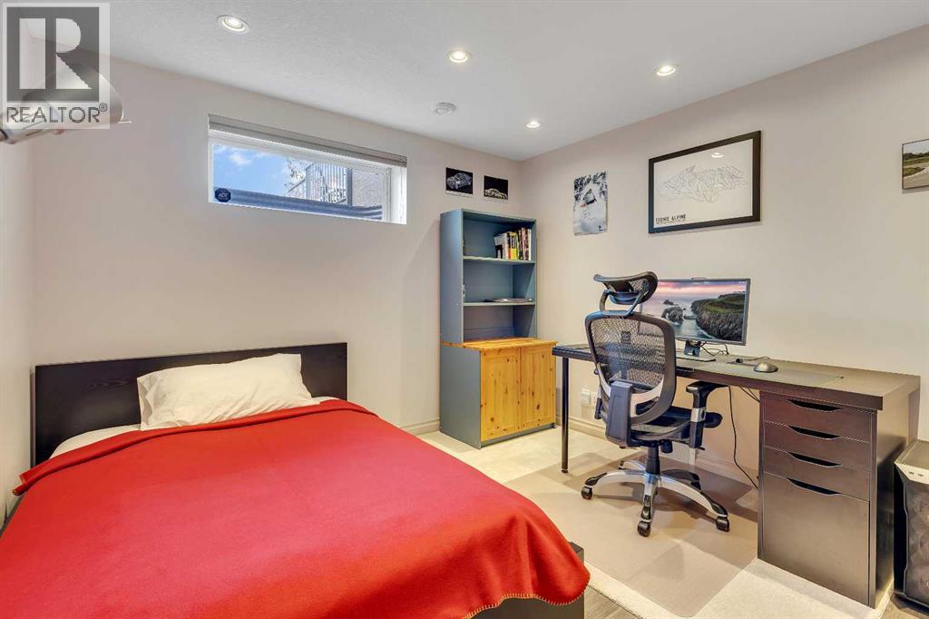 Single Family House for Sale in  Harvest Grove Close NE Harvest Hills Calgary 