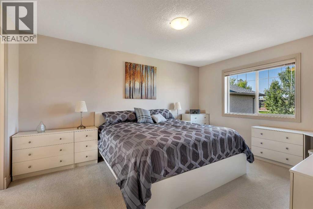Single Family House for Sale in  Harvest Grove Close NE Harvest Hills Calgary 