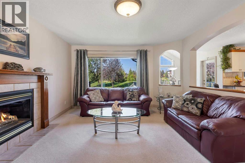 Single Family House for Sale in  Harvest Grove Close NE Harvest Hills Calgary 