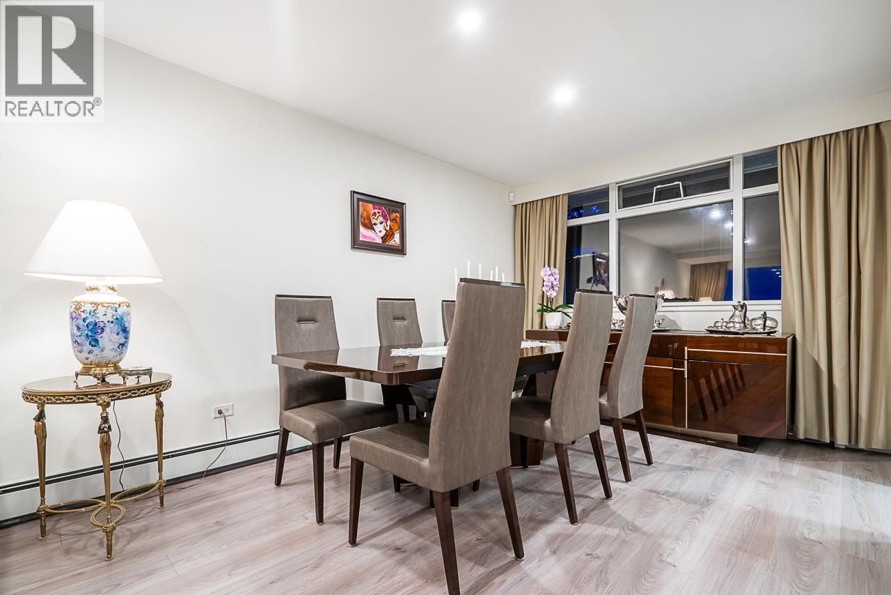 1555 LAWSON AVENUE, West Vancouver