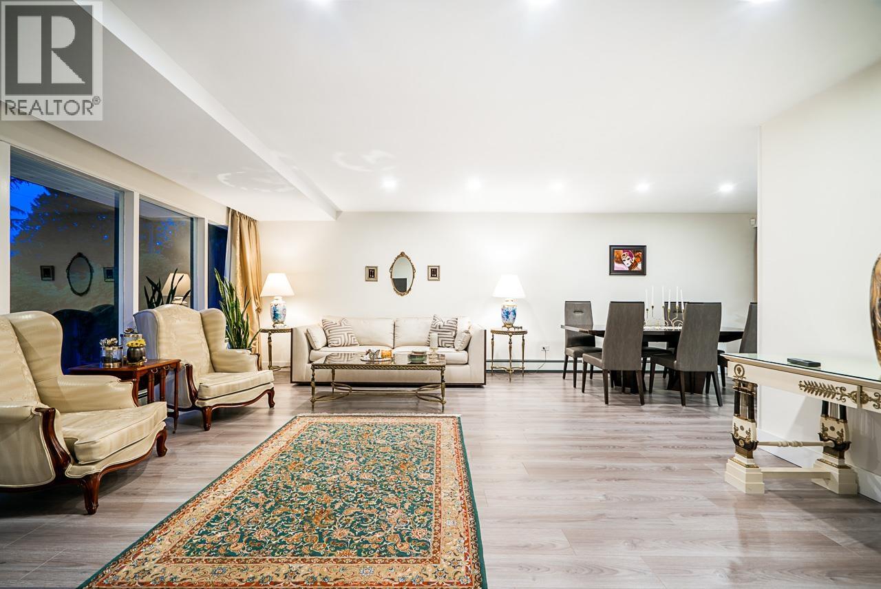 1555 LAWSON AVENUE, West Vancouver