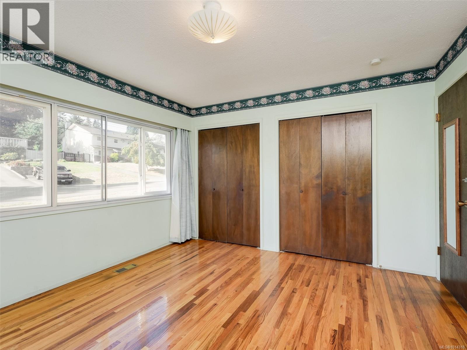 412 Gamble Pl, Colwood