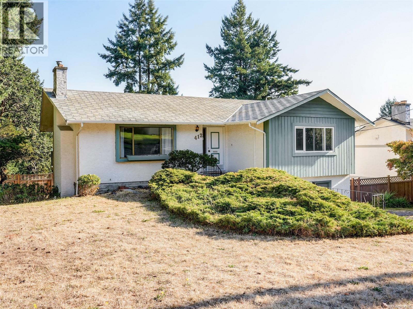 412 Gamble Pl, Colwood