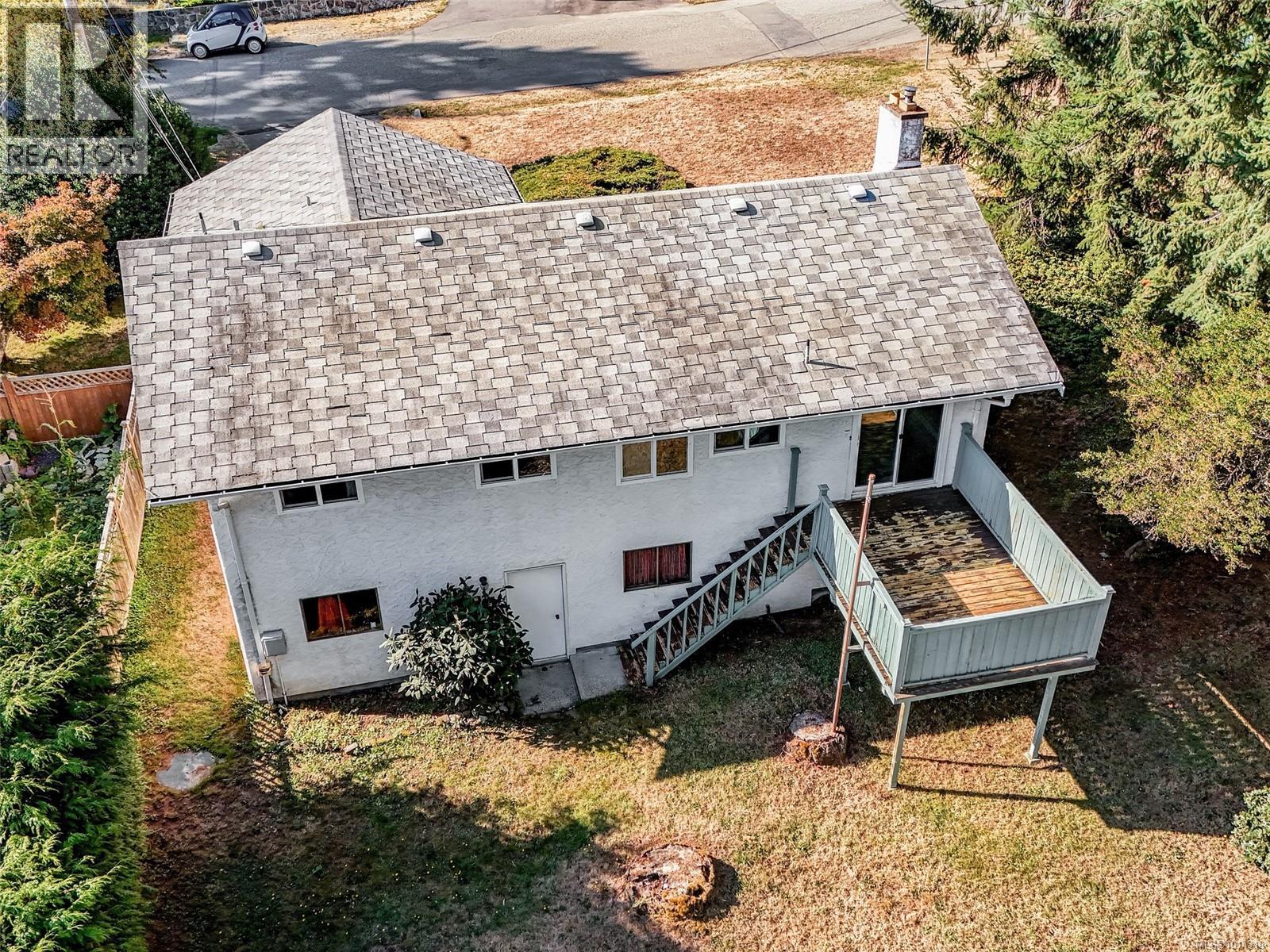 412 Gamble Pl, Colwood