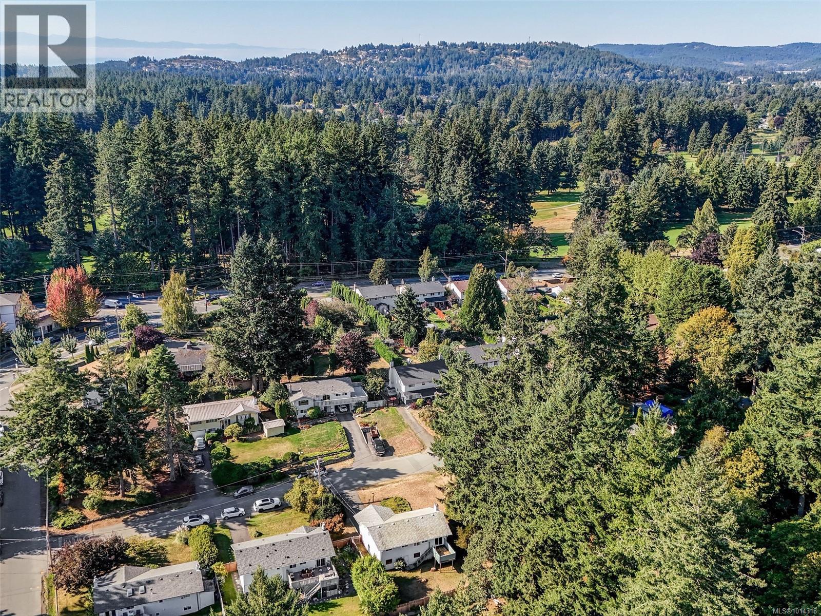 412 Gamble Pl, Colwood