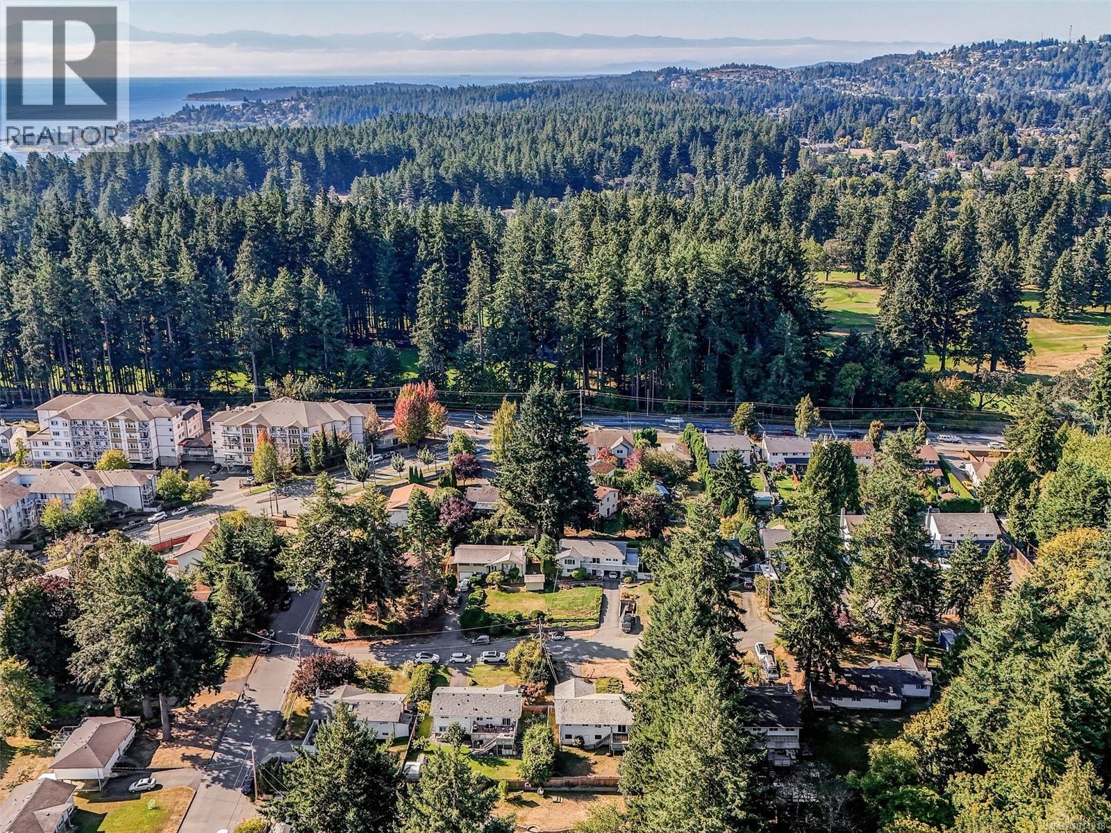 412 Gamble Pl, Colwood