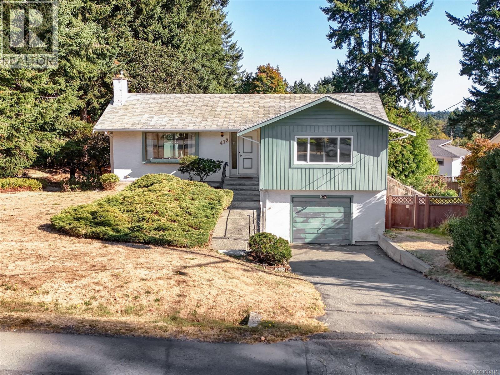 412 Gamble Pl, Colwood