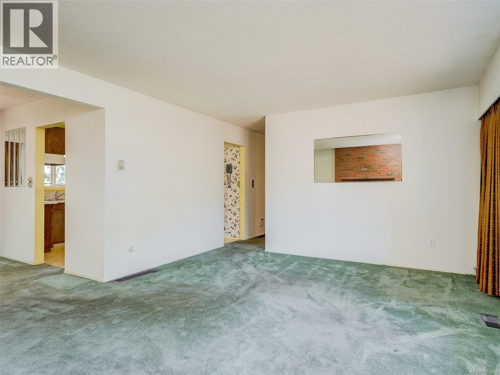 412 Gamble Pl, Colwood
