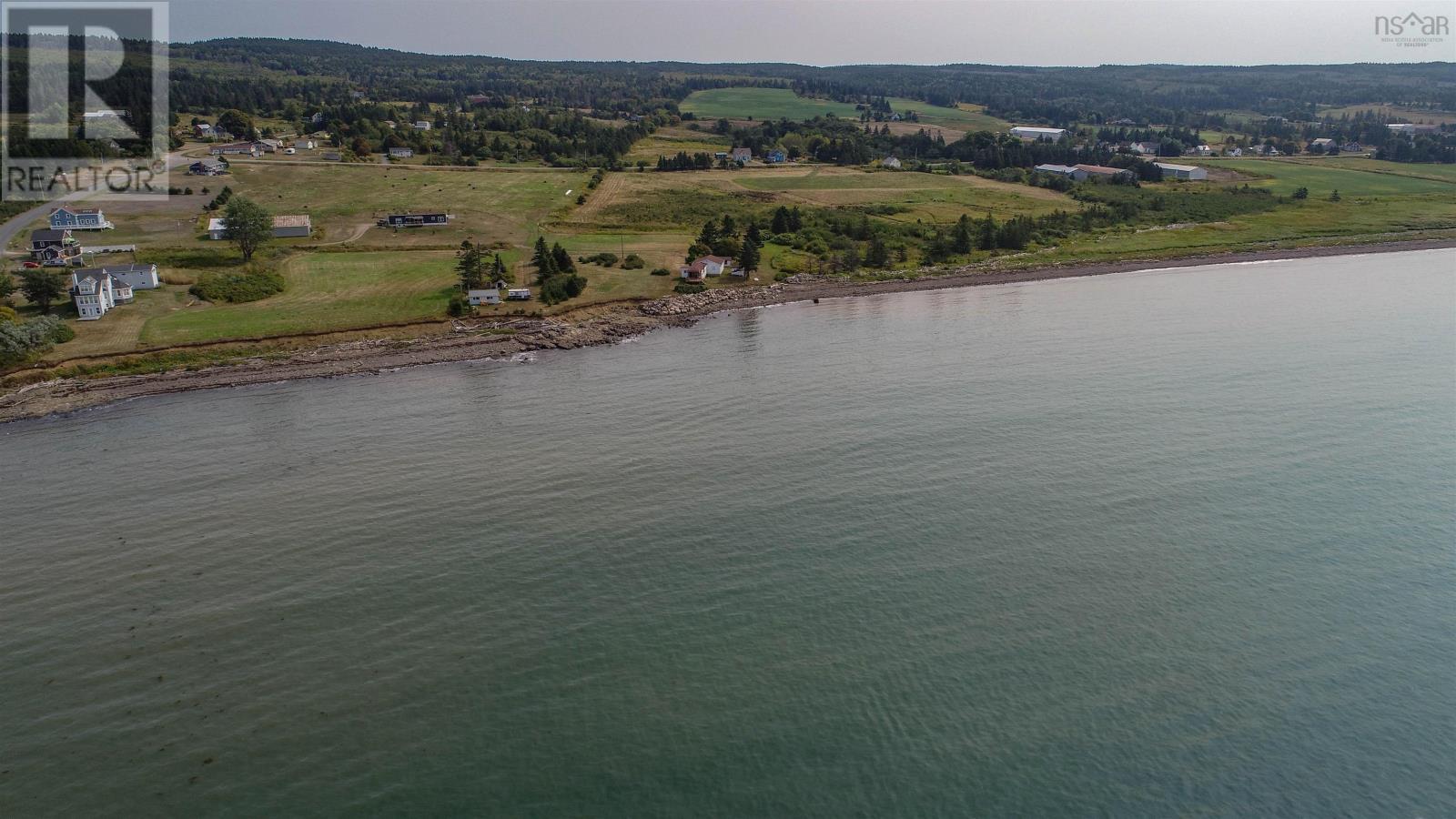 Property 38 of 44 of 1472 Cape Split Rd